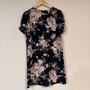 Soprano Floral Dress Women's Small Black Shift Casual Short Sleeve Summer Spring